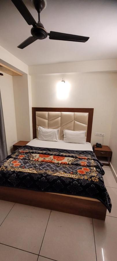 Hotel Snow Country Villa Manali  Bagian luar foto