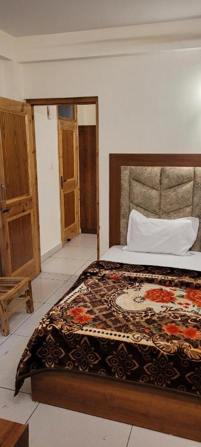 Hotel Snow Country Villa Manali  Bagian luar foto