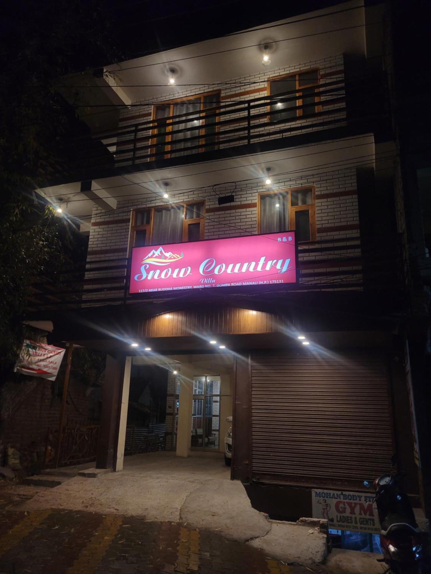 Hotel Snow Country Villa Manali  Bagian luar foto